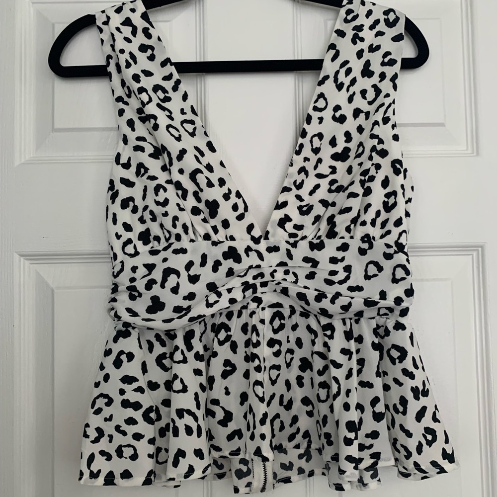 NOWT Leopard Deep V Tank